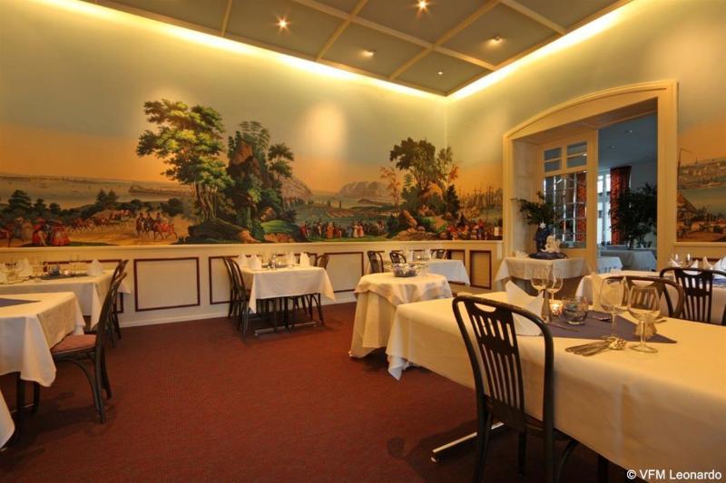 Esplanade Swiss Quality Hotel Davos Restaurant photo